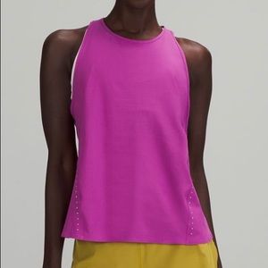 NWT Lululemon Lightweight stretch run tank in vivid plum